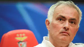 Benfica'da Mourinho defteri kapanıyor: Portekiz devi rotayı Premier Lig'in başarılı ismine çevirdi