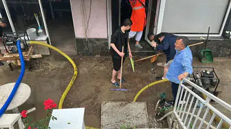 Edirne'de gökyüzü boşaldı: Şehir merkezi sular altında kaldı