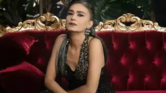 Yıldız Tilbe'den ezber bozan imaj: Sahne öncesi paylaştığı fotoğraf takipçilerini ikiye böldü