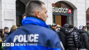 Saat tutkunlarını sokağa döken 'Royal Pop' çılgınlığı: Mağazalar kapılarını kilitledi