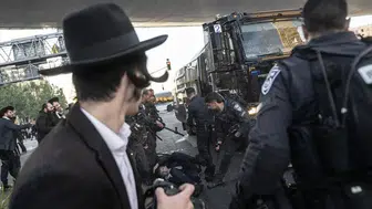 İsrail sokaklarında askerlik krizi: Haredi protestolarına sert müdahale