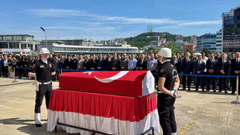 Gebze Adliyesinde hüzünlü veda Savcı Ayhan Uyumaz son yolculuğuna uğurlandı