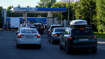 Rusya enerji piyasasında iki kritik bölgede akaryakıt sınırlaması