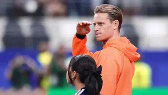 Hollanda takımında Frenkie de Jong belirsizliği