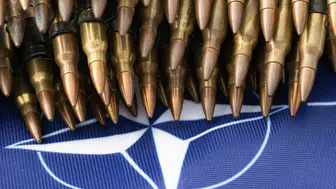 NATO üyeliğinin güvenlik mimarisi ve stratejik bağımlılıklar üzerindeki etkisi tartışılıyor