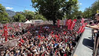 CHP kulislerinde kurultay rüzgarları: 111 vekilden kritik tarih hamlesi