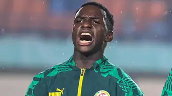Fenerbahçe Senegal'in genç yıldızı Amara Diouf ile el sıkıştı
