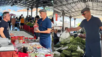 Şehrin karmaşasından uzaklaştı: Yılmaz Erdoğan’ın yeni rotası Köyceğiz pazarı oldu