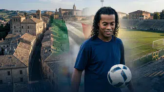 Ronaldinho yeşil sahalara dönüyor İtalyan ekibine ortak oldu