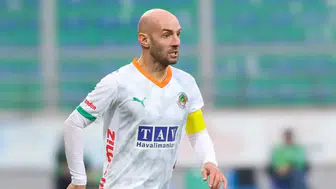 Alanyaspor formasına veda eden Efecan Karaca için yolun sonu