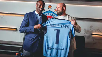 Yaya Toure Slovakya futbolunun köklü ekibi Slovan Bratislava ile anlaştı