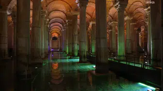 Turistlerin kapıda beklediği o anlar: Yerebatan Sarnıcı'nda devir krizi