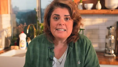Refika Birgül Kimdir, Kaç Yaşında, Nereli, Evli Mi, Eşi Kim? Biyografisi, Kariyeri ve Özel Hayatı