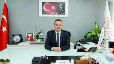 Özgür Türk Kimdir? LGS Tartışmalarının Gölgesinde Görevden Alındı