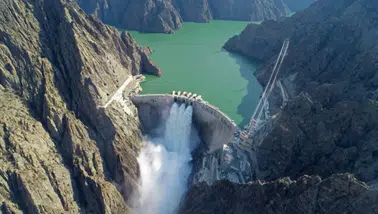 “Çoruh’un Mavi Gerdanlıkları Ülkemizi Aydınlatıyor”