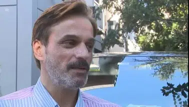 Umut Özkan, Kardeşi Ufuk Özkan’la Yaşadığı Yangın Paniğini Paylaştı: Son Anda Evden Çıkabildik!