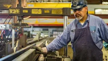 Şubat Ayında Sanayi Üretiminde Yüzde 2,2'lik Yıllık Artış Gerçekleşti!