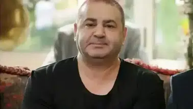 Şafak Sezer'in son hali sosyal medyayı karıştırdı: Hayranları ikiye bölündü