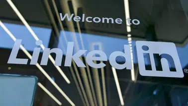 Dev teknoloji şirketlerinde küçülme rüzgarı dinmiyor: LinkedIn 875 çalışanla vedalaşıyor