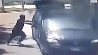 İtalya'da göçmen işçilere yönelik vahşi saldırı