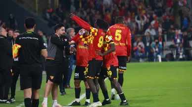 Trabzonspor’un Yenilmezlik Serisi Göztepe Karşısında Bitti! Son Dakikada Gelen Gol Nefes Kesti