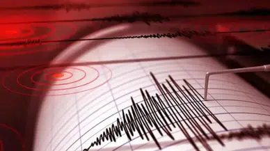 7,3’lük Şok Deprem Kıyılarda Sular Çekildi, Halk Kaçıyor!
