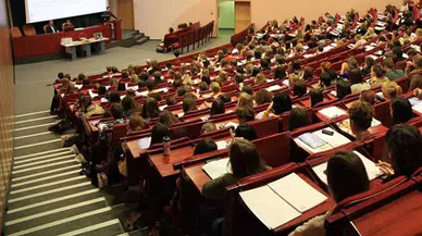 2025-2026 Üniversite Dönemi Ne Zaman Başlıyor? Fakülteden Fakülteye Değişiyor!