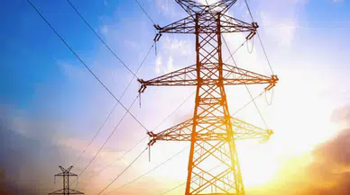 Mersin'de 4 Ocak'ta planlı elektrik kesintileri: Etkilenecek bölgeleri öğrenin!