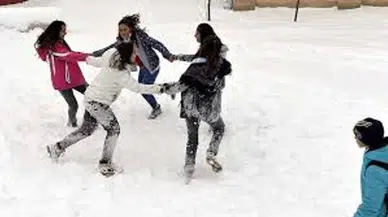 12 Ocak 2026 Edirne’de Okullar Tatil Mi? Pazartesi Günü Okullar Var mı? Valilikten Kar Tatili Açıklaması Bekleniyor