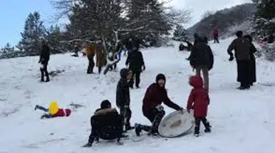 Kastamonu'da 7 Ocak 2026'da Okullar Açık mı, Kapalı mı? Valilikten Kar Tatili Hakkında Son Gelişmeler!
