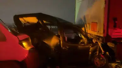 Sakarya'da 16 araçlı zincirleme kazada 6 kişi yaralandı, Ankara istikametinde trafik durma noktasına geldi!