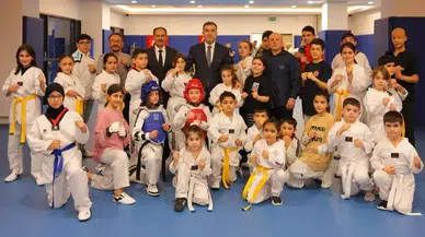 Bayburt Valisi, Yeni Spor Salonu'nda sporcularla buluşarak destek sözü verdi!