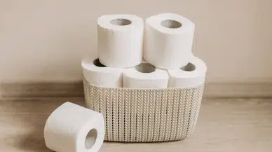 Tuvalet Kağıdı Depolamak: Tasarruf mu Yoksa Stokçuluk mu? Görünmeyen Riskler ve İpuçları!