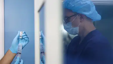 Ruslar Kansere Aşı mı Geliştirdi? EnteroMix Sosyal Medyayı Karıştırdı