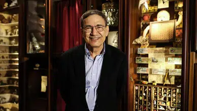 Orhan Pamuk'un Beyoğlu'ndaki Apartmanı Yıkım Aşamasında: Servetiyle Dikkat Çekmeye Devam Ediyor!