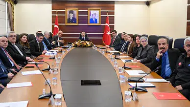 Kadın Hakları İçin Zirve: Vali Aktaş, Şiddete Karşı Mücadele İçin Toplandı