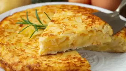 Patatesli Tava Böreği (MasterChef) Nasıl Yapılır? Patatesli Tava Böreği Malzemeleri, İçine Ne Malzeme Konur, Kaç Derecede Pişer?