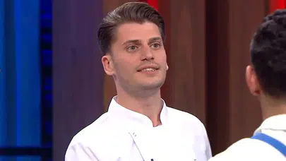 Ömer Aksu Kimdir? MasterChef Türkiye’nin Konuğu Olan Genç Şefin Hikayesi