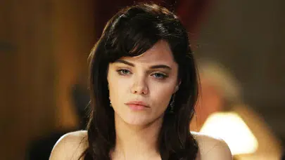 Yeni Rolü Çok Konuşuluyor! Sahtekarlar’daki Asya Gerçekte Kim?