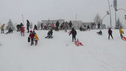 Düzce, Zonguldak, Bartın'da okullar Tatil Mi?