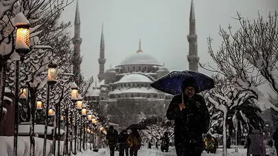 Peşpeşe Açıklandı! O il ve ilçelerde okullar tatil edildi