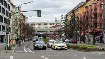 Sadece Hız Cezası Sanıyorduk! Trafik Kameralarının Gerçek Görevleri Şaşırttı