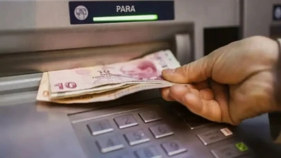 ATM’lerden Para Çekmede Yeni Dönem: Limitler Artıyor, Komisyonsuz Yüksek Tutar Çekimi Başlıyor