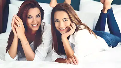 Özlem Kaymaz Kimdir, kaç yaşında, kızı kim? Tara De Vries ile Güzellik Yarışmalarında İz Bırakan Aile
