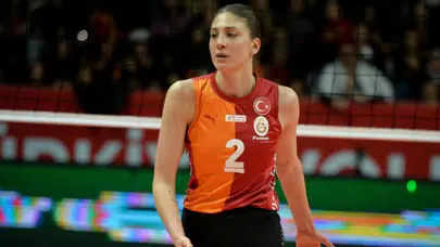 İlkin Aydın Kimdir, Kaç Yaşında, Aslen Nereli, Boyu, Kilosu ve Burcu? Milli Voleybolcunun Biyografisi ve Hayatı