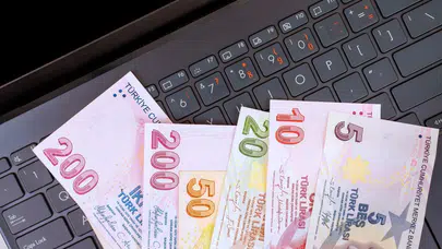 Asgari Ücrete 2026’da Ne Kadar Zam Gelecek? Özgür Erdursun’dan Dikkat Çeken Tahmin
