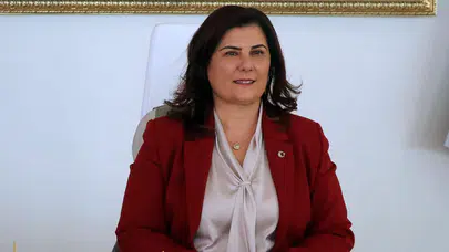 Özlem Çerçioğlu kimdir, aslen nereli, kaç yaşında, hangi partiden, evli mi, çocuğu var mı? Biyografisine dair her şey