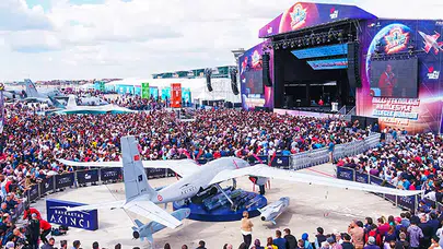 SOLOTÜRK ve Türk Yıldızları'nın Teknofest 2025 Uçuş Saatleri Belli Oldu
