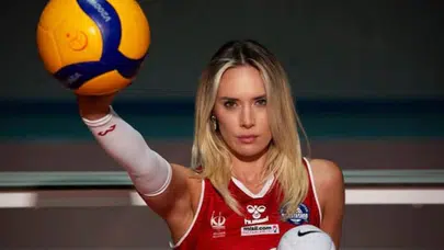 Derya Çayırgan Kimdir? Evli mi, Bekâr mı? Kaç Yaşında, Hangi Takımlarda Oynadı?