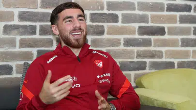 Ozan Can Kökçü Kimdir, Kaç Yaşında? Hangi Takımda Oynuyor, Aslen Nereli, Mevkisi Ne?